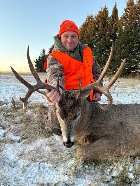 Manitoba Whitetail Rifle Season in Full Swing!!