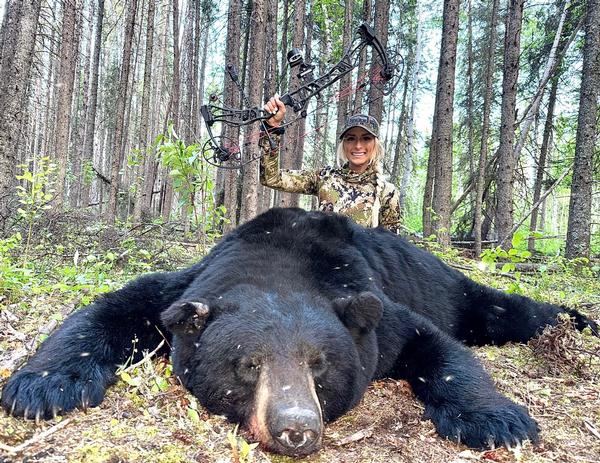 An incredible End to our 2025 Manitoba Spring Black Bear Season!!